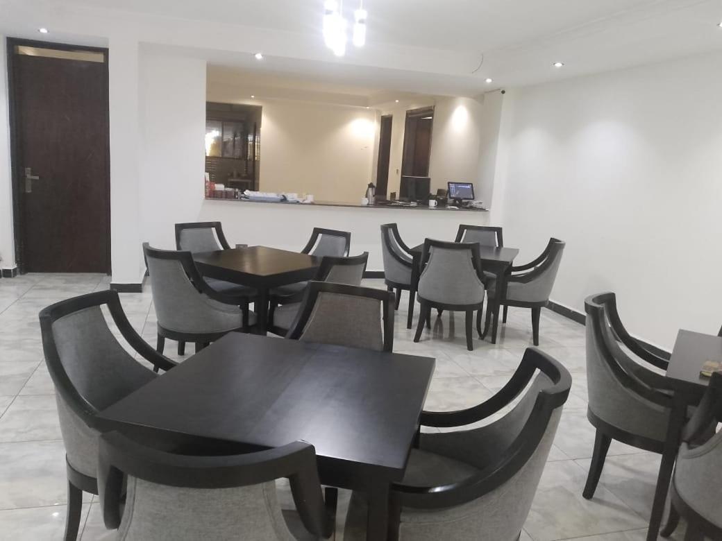 Water Pavilion Hotel Keroka Extérieur photo
